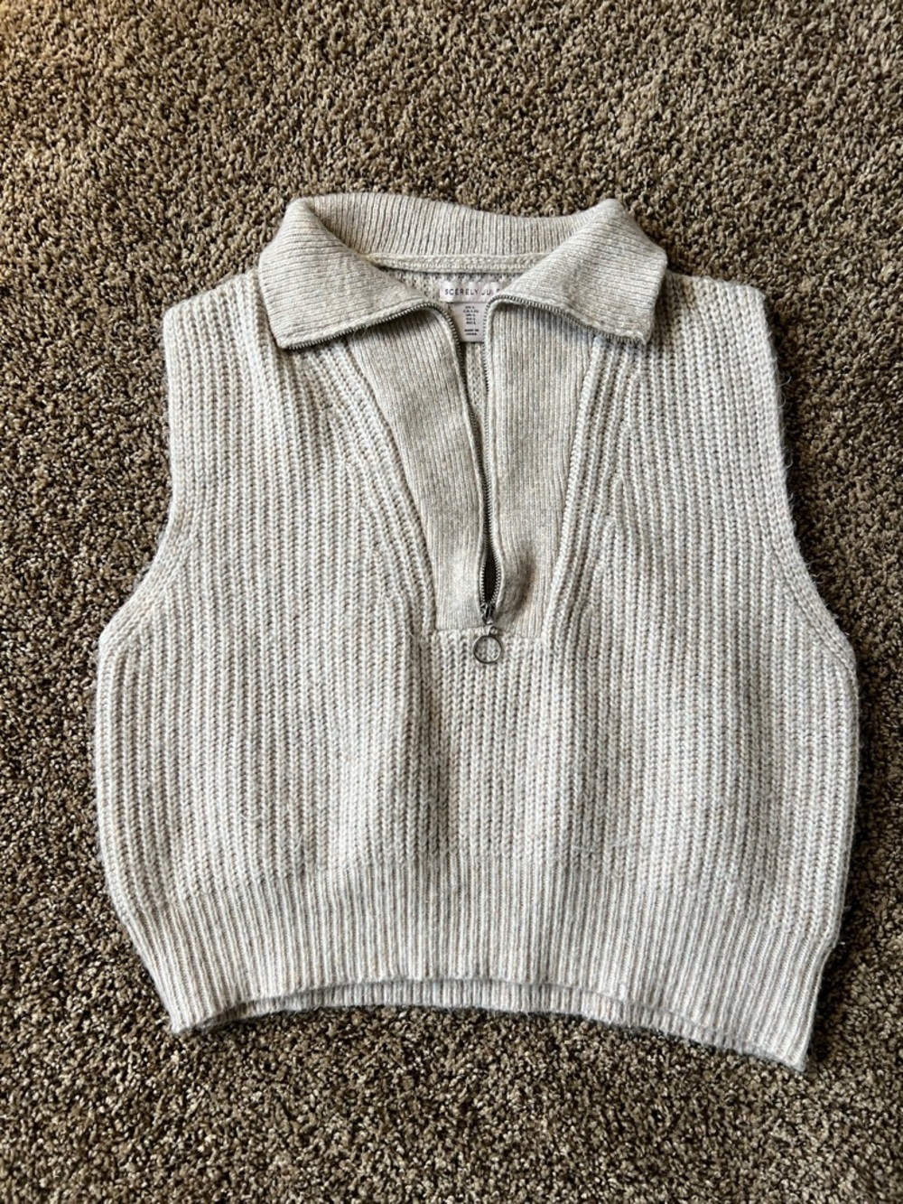 Sleeveless Mock Neck Knit Sweater Vest in Light Gray